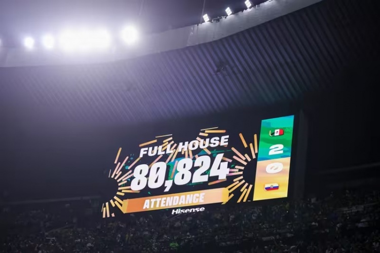 80824人见证!墨西哥2-0厄瓜多尔,阿兹特克爆满晋级16强 80824人见证!墨西哥2-0厄瓜多尔,阿兹特克爆满晋级16强